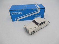 AV201 PROVENCE MOULAGE 1/43