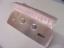 feu arrière a LED avec support de plaque    (feu+stop+éclairage de plaque)