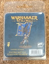 Warhammer Fantasy The Old World - Empire Battle Standard Bearer Metal NEW