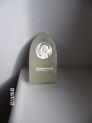Plaque reliquaire marbre et - reliquaire, en