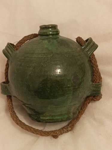 Rare poterie provençale dite