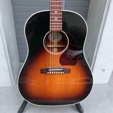 Gibson J-45 Standard (2022)
