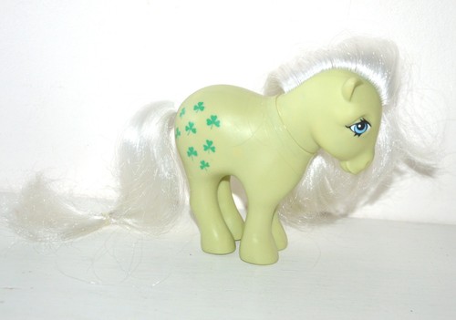 Mon petit poney - petit, little