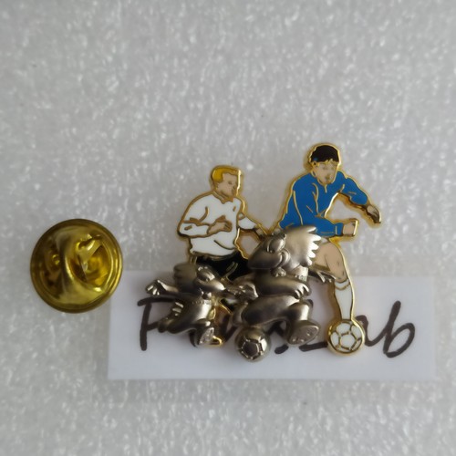Pin football footix coupe - pin's-football-footix-coupe, du