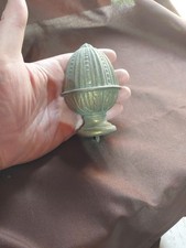 embouts de tringle à rideau???pomme/boule d'escalier ???