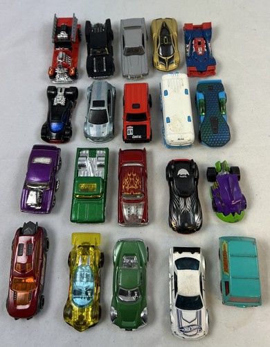 Hot wheels lot - hot,