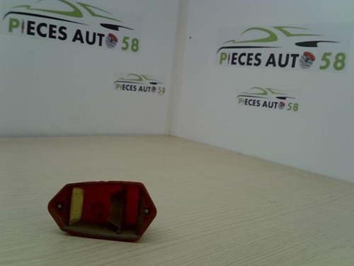 Feu arriere principal gauche