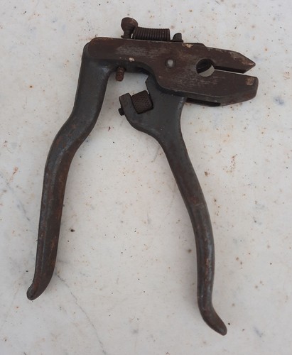 Ancienne pince avoyer - ancienne,