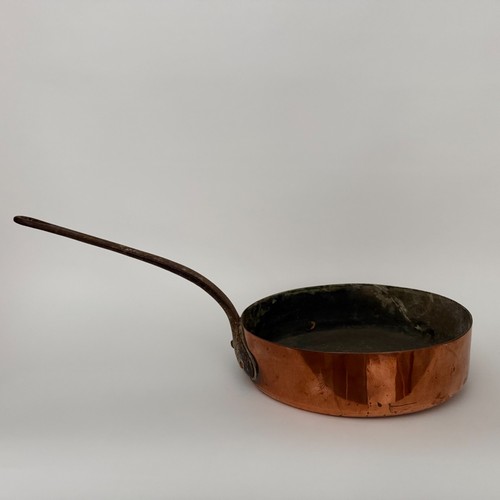 Ancienne casserole sauteuse - , en