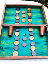 ANCIENNE GRANDE TABLE DE JEU ECHIQUIER  BACKGAMMON EN BOIS  PLIABLE 71 X 51.5 CM