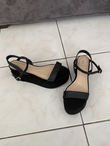 Sandales compensees zara
