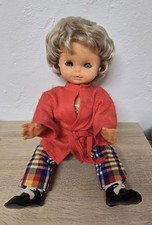 Ancienne poupée plastique