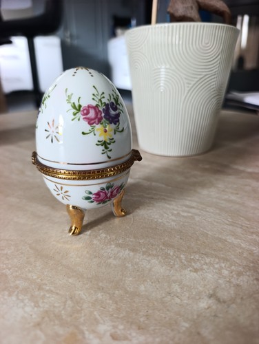 Boîte bijoux oeuf style - à,