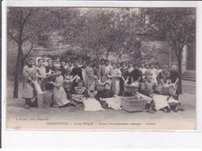 CHARLEVILLE: lycée sévigné, cours d'enseignement ménager, lessive - très