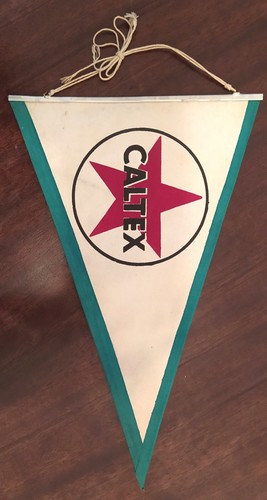 Ancien fanion tissu caltex - ancien,