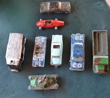 Miniatures Lot Dinky Toys Tub Citroen Norev 404 peugeot Mercedes JRD Berliet