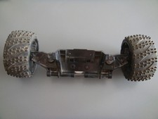 Nikko Hardtrax / Super Dominator 1/10 - Train avant