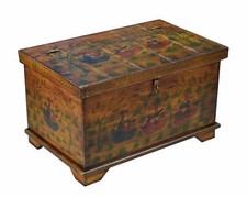 Indien bemalte Truhe ideal auch als Podest, Notsitz und Blumenbank. Luxury-Park