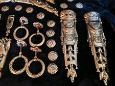 Grand lot de garnitures en