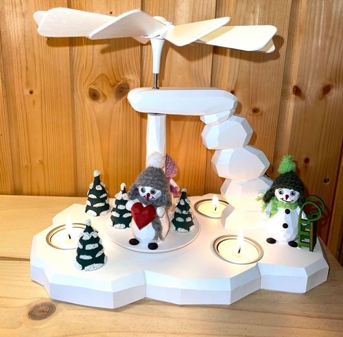 Pyramide avec frosties - pyramide, petit