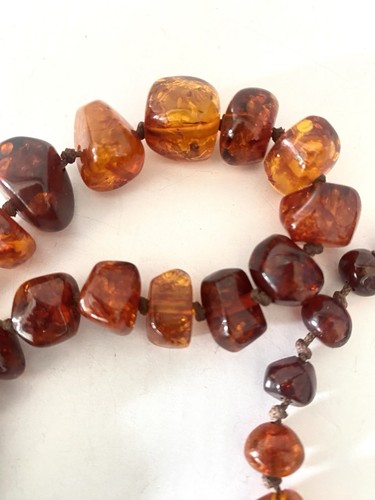 Ambre baltique ancien - 44,