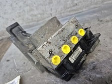 Bloc ABS (freins anti-blocage)