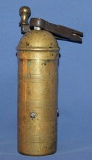 Ancien moulin à café poivre