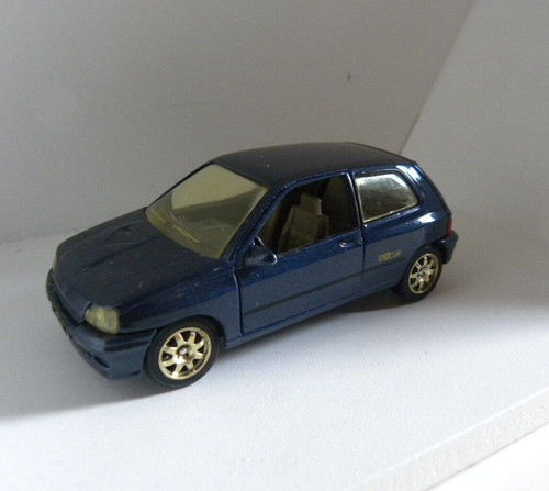 Renault clio villiams - 1/43,