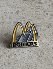 Pin’s McDonald’s Poitiers