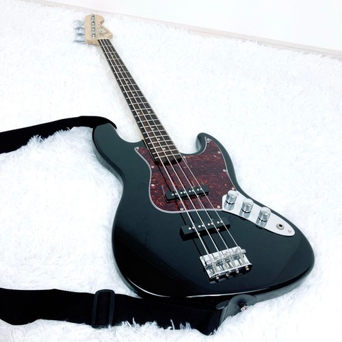Guitare basse électrique