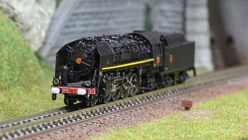 Arnold hn2484 locomotive - arnold,