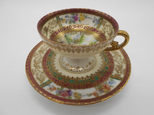 Superbe tasse sous - tasse,
