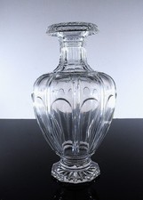 MEDICIS GRAND VASE CRISTAL TAILLE MODELE MALMAISON MUSEE BACCARAT SIGNE
