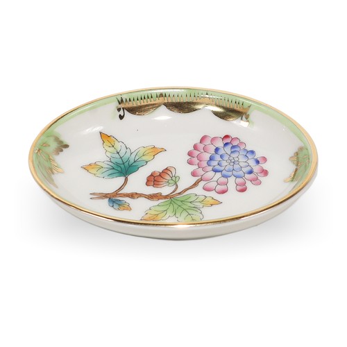 Herend queen victoria - herend, –
