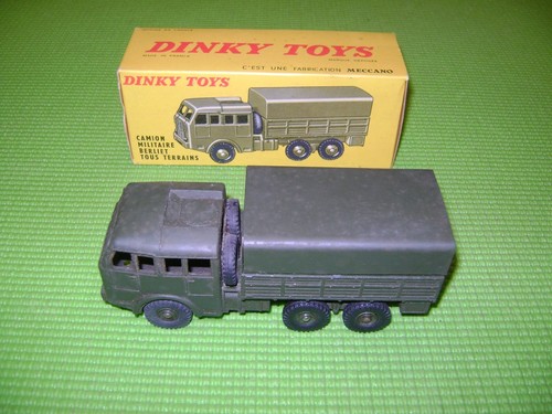 Dinky toys 818 - dinky,