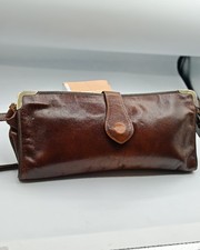 Sac à dos vintage Jean-Claude Monderer daim vert œillets métal années 80/90