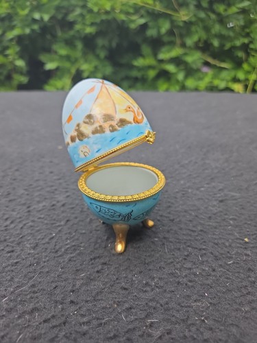 Oeuf porcelaine pilulier - oeuf, en