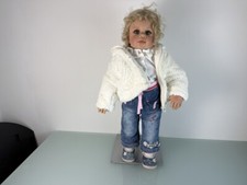 Poupée d'artiste poupée Monika Levenig poupée en vinyle 65 cm. Bon état