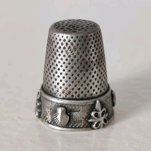 Dé coudre ancien argent - dé, en