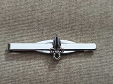 PINCE  A  CRAVATE  -  LEGION