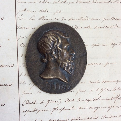 Médaillon signé profil - signé, de