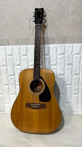 Guitare acoustique vintage