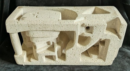 Sculpture moderne toute - toute, en
