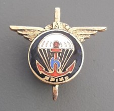 Insigne Miniature à vis 6°