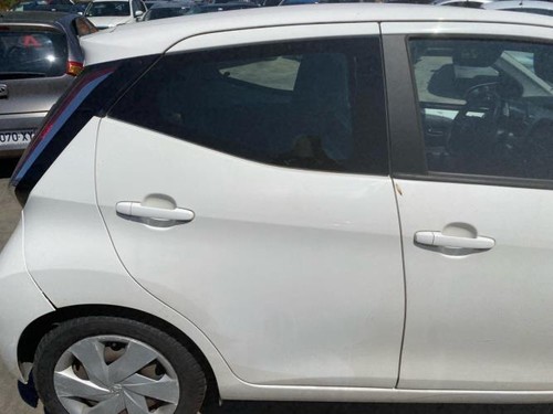 Porte arriere droit toyota - porte,