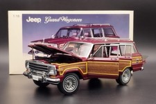 1:18 Jeep Wagoneer Red Bronze Autoart