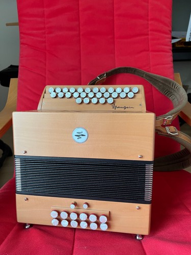 Accordéon diatonique maugein - accordéon,