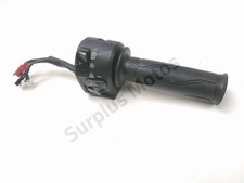 COMMODO DROIT YAMAHA GPD NMAX