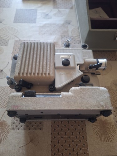 Ancien projecteur 8mm eumig - 8mm,
