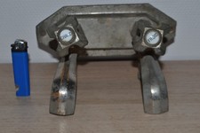 Gros robinet ancien de